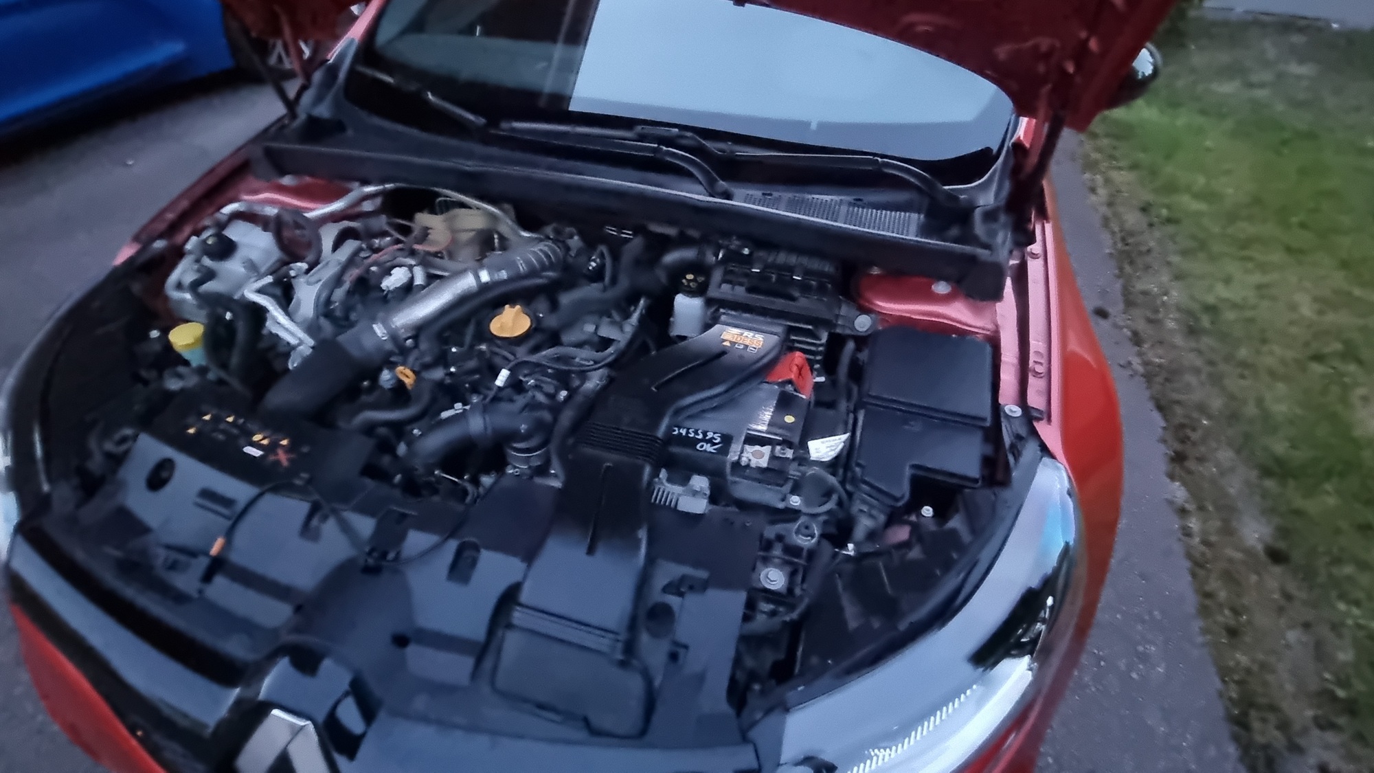 2021 Renault Megane RS 280 engine bay