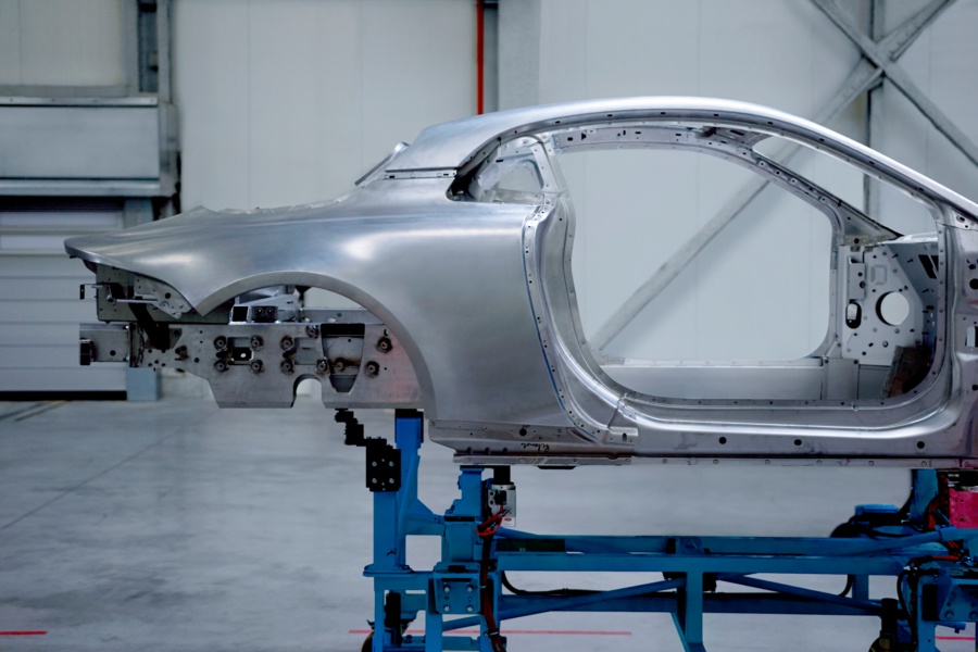Aluminium chassis